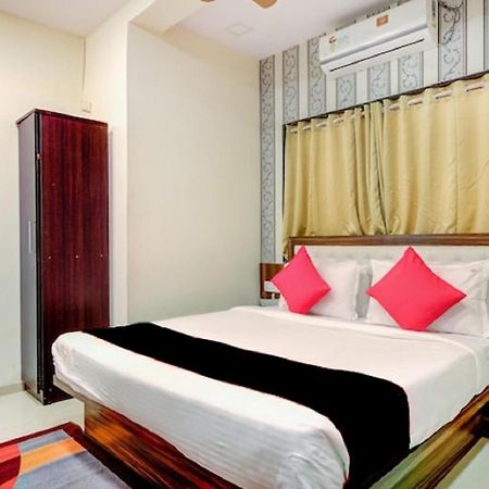 Hotel De Classico Juhu Mumbai Bagian luar foto