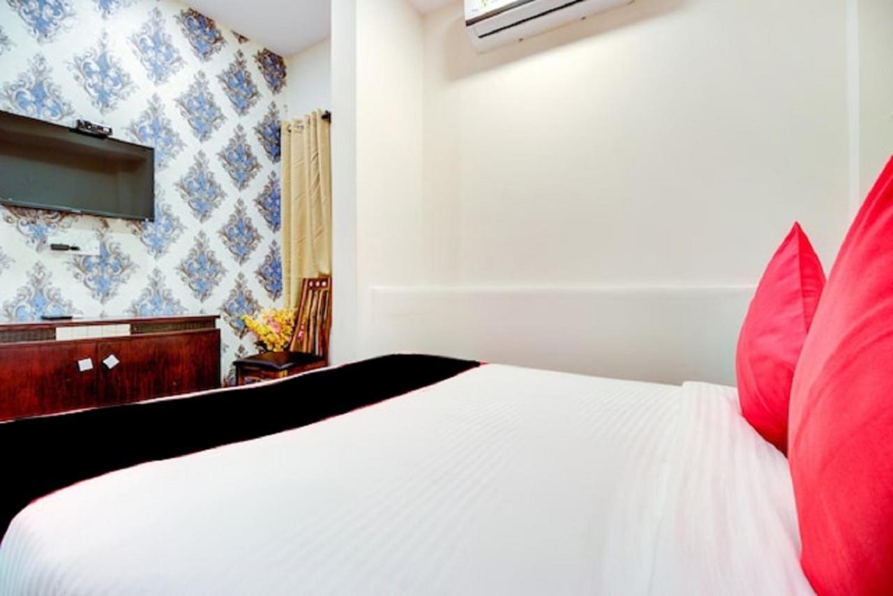 Hotel De Classico Juhu Mumbai Bagian luar foto